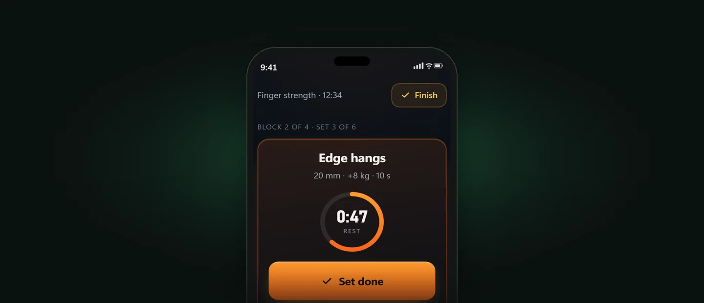 The ClimbingDad app mid-hangboard set: edge hangs at 20 mm with 8 kg added, 10 seconds on, rest timer running.